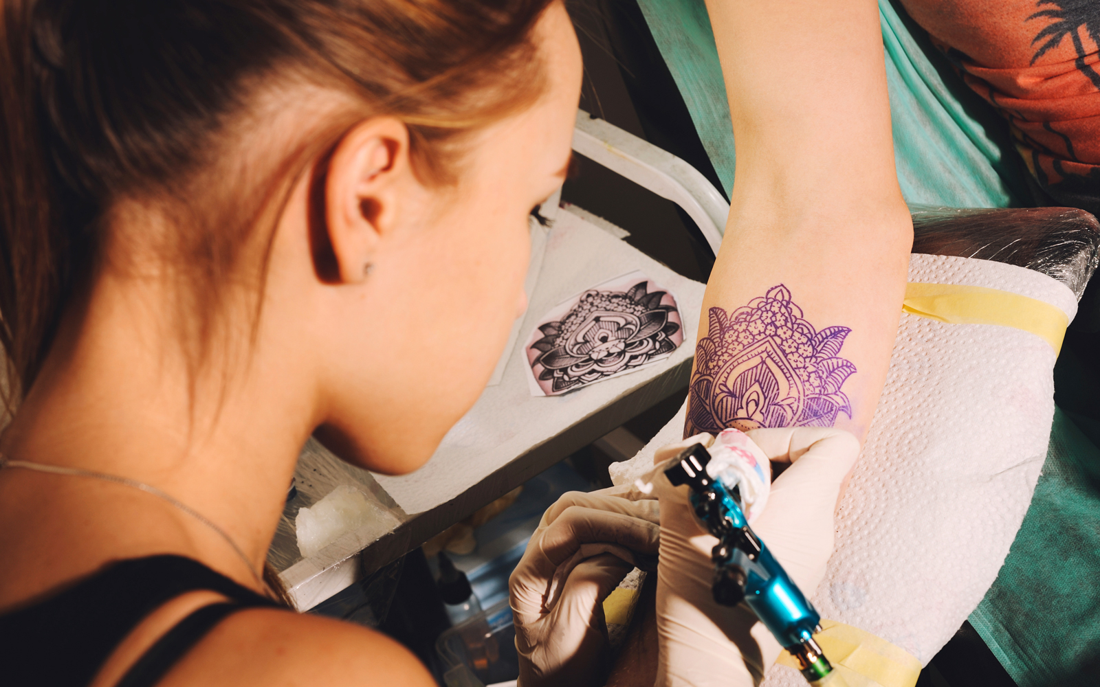 Курсы татуировки: изучайте искусство создания тату и раскройте свой потенциал